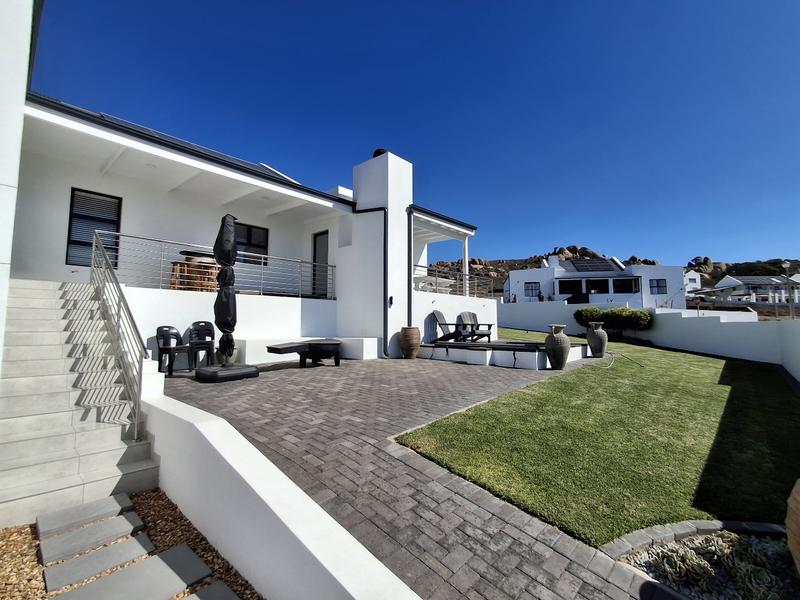 4 Bedroom Property for Sale in Da Gama Bay Western Cape
